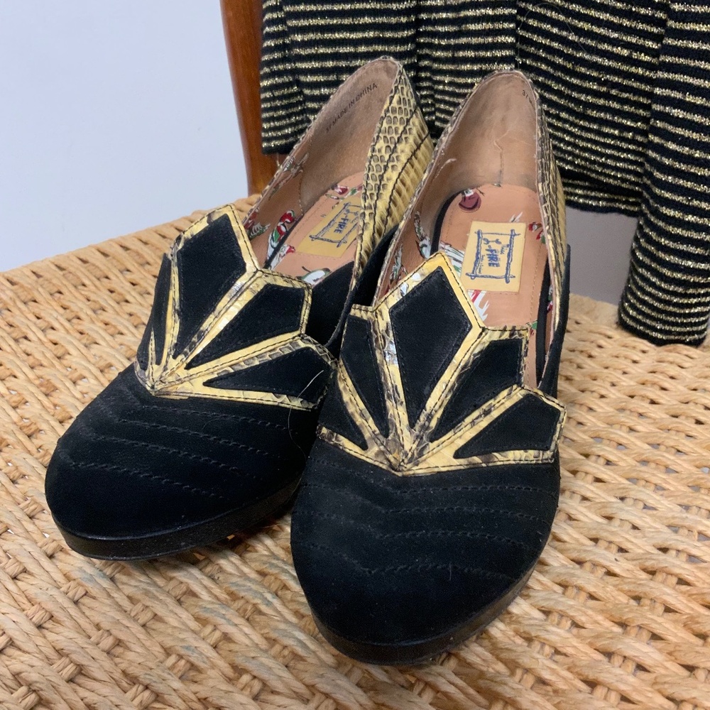 Art Deco🔸Miss L-Fire Vintage Shoes